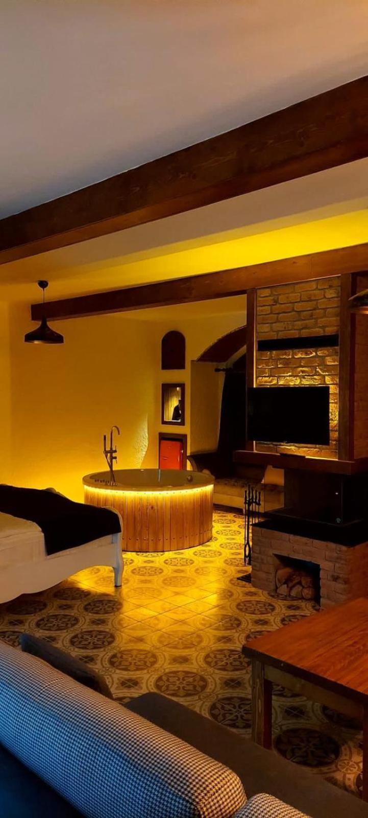 Ida Colors Hotel Altinoluk Bagian luar foto